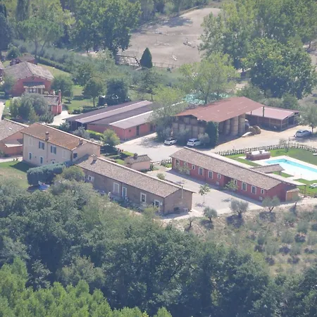 波德尔卡勒德罗农家乐 * 纳尔尼