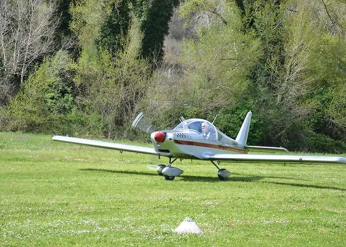 Podere Calledro مزرعة للإقامة نارني